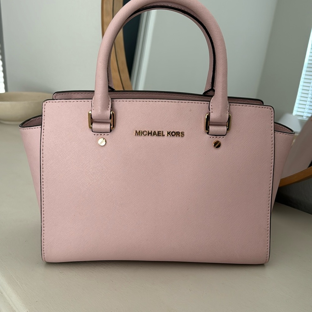 Dusty pink Michael Kors purse
